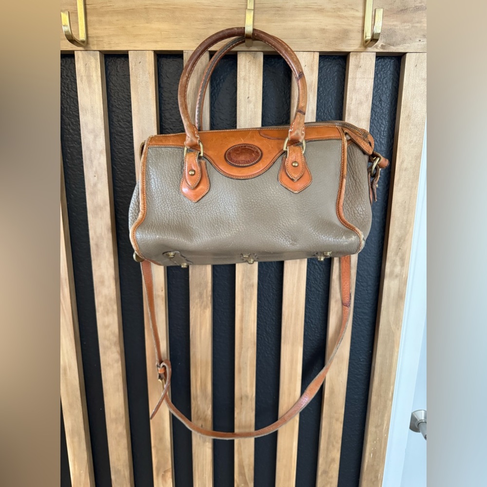 Dooney & Bourke Purse